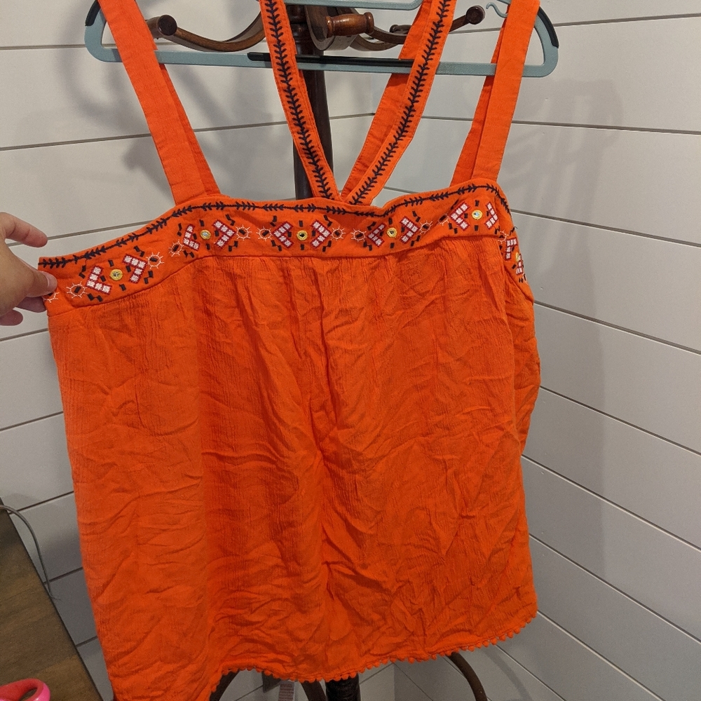 Torrid size 2 tank